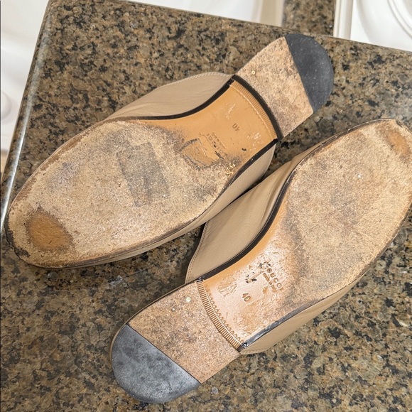 Gucci Tan Leather Mules with Gold horse bit - Picture 4 of 8